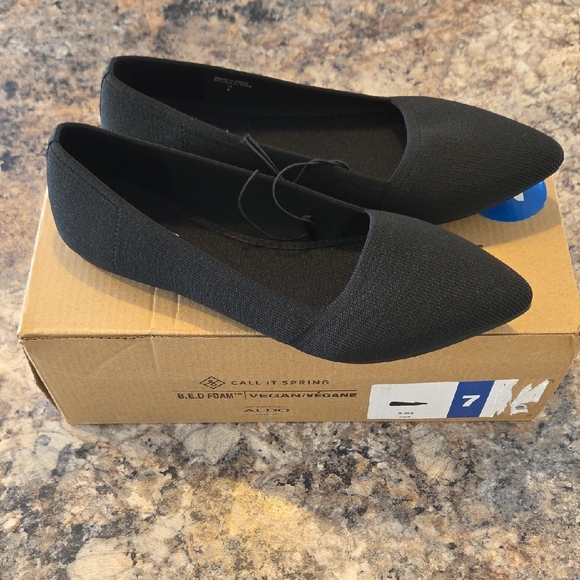 Call It Spring Size 7 Women's NEW Black Vegan Loafers - Picture 6 of 6